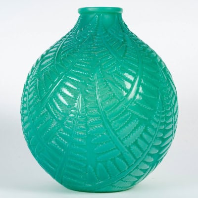 1926 René Lalique – Vase Espalion Verre Vert Jade