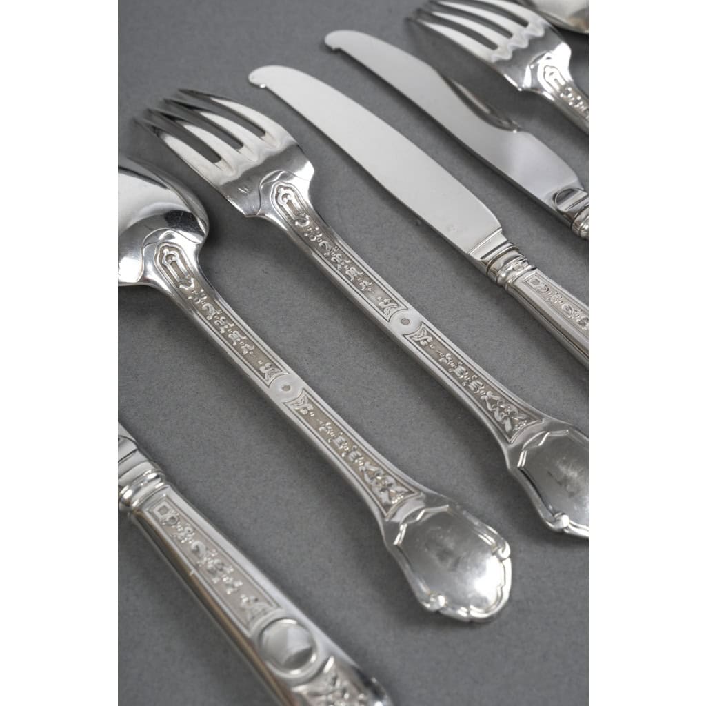 Tétard Frères Ménagère Argent massif 187 pièces Modèle “Versailles” 16