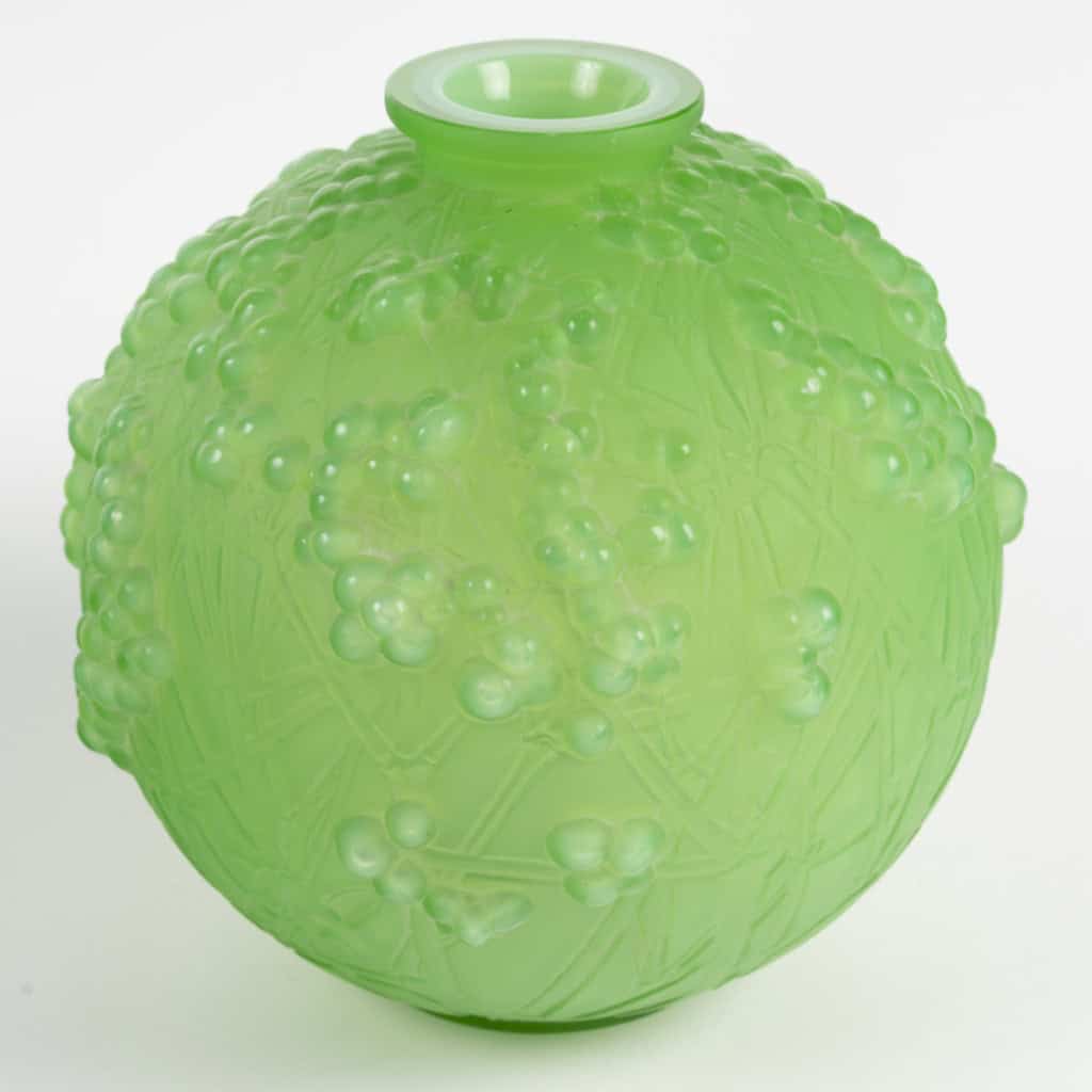 1924 René Lalique – Vase Druide Verre Vert Jade Peppermint 5