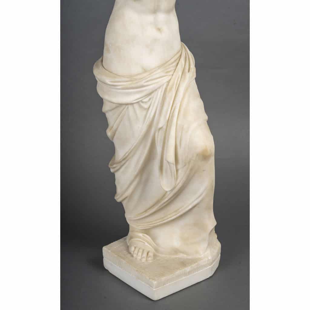 Sculpture en marbre d’après la Vénus de Milo 6