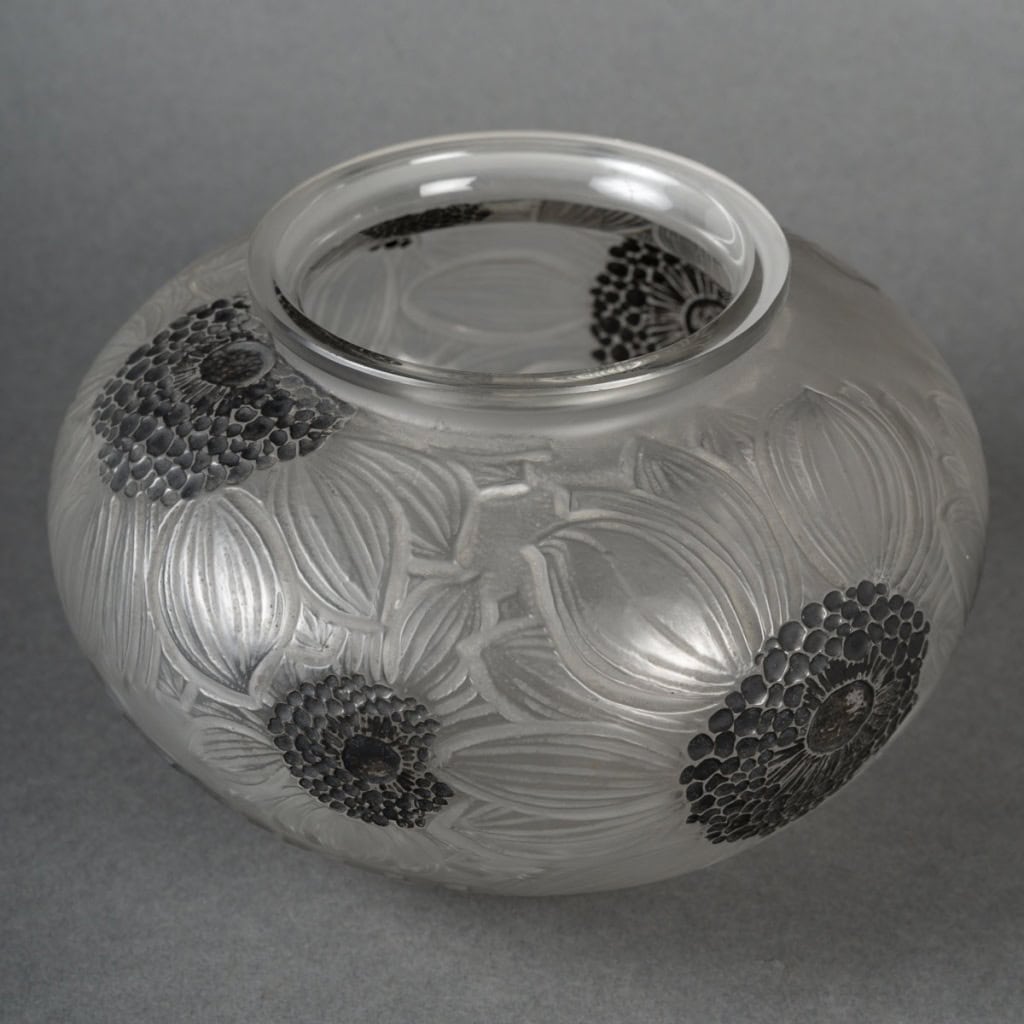 1923 René Lalique – Vase Dahlias 6