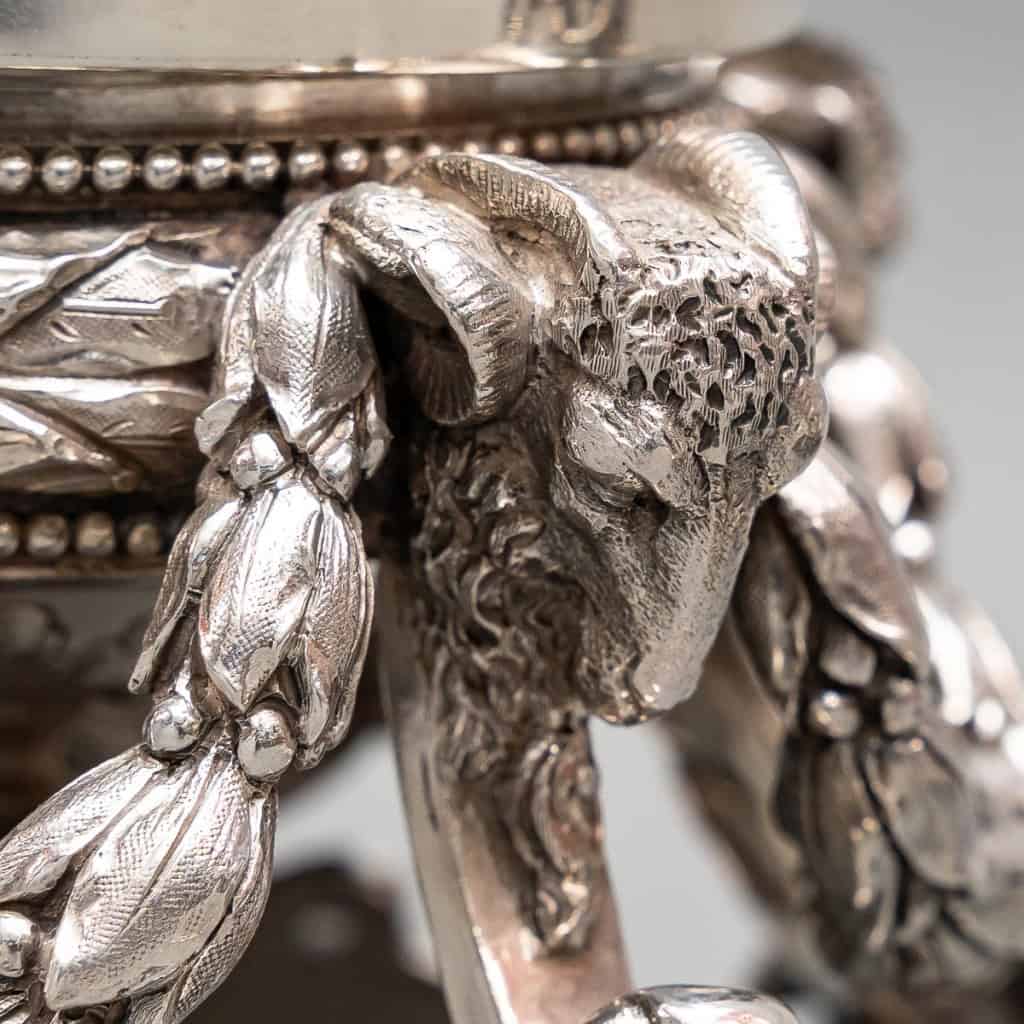 Paire de coupes en cristal gravé sur support en argent massif XIXe 10