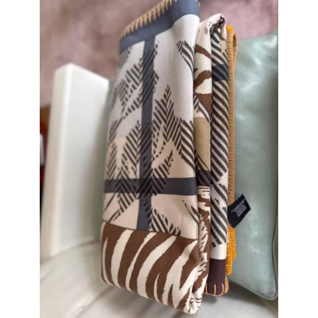 HERMES ,Plaid Tigre Altaï 9
