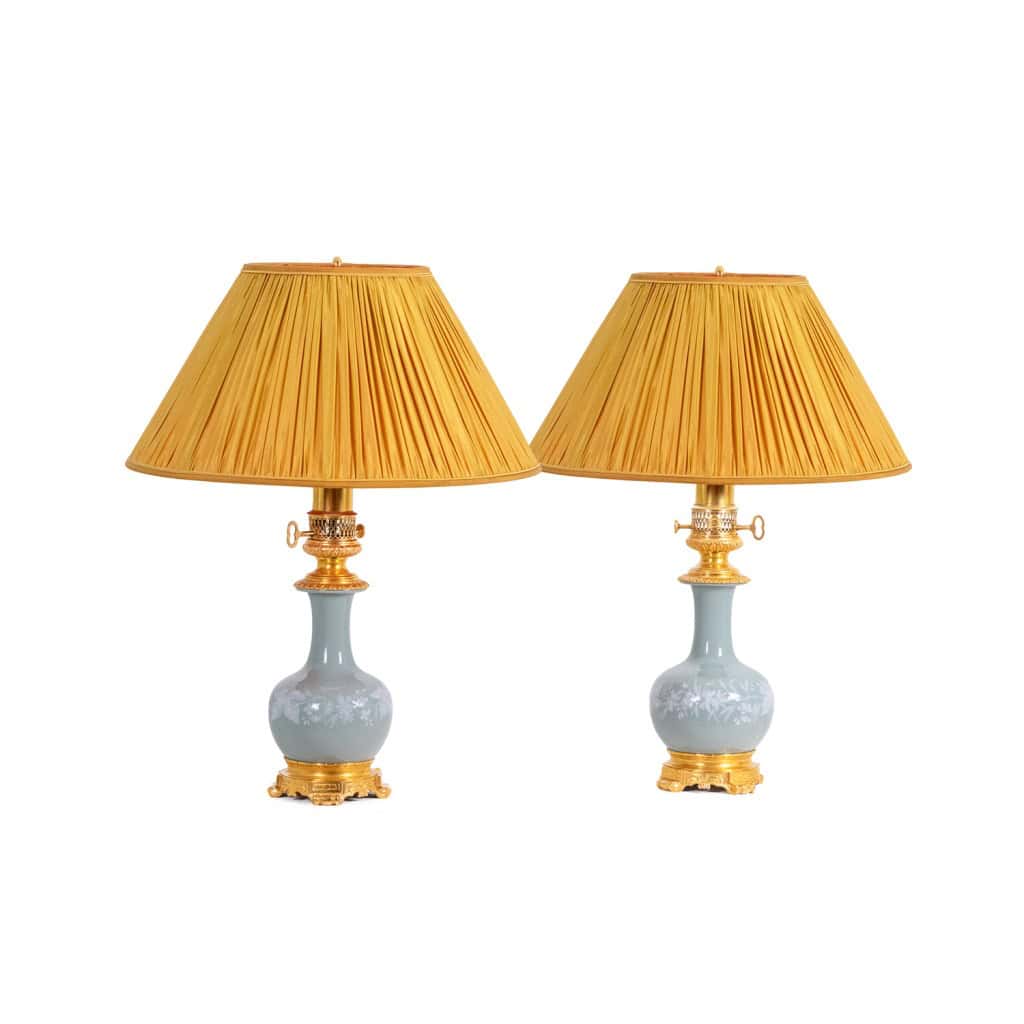 Paire de lampes en porcelaine Céladon et bronze doré. Circa 1880. LS61611211B 3