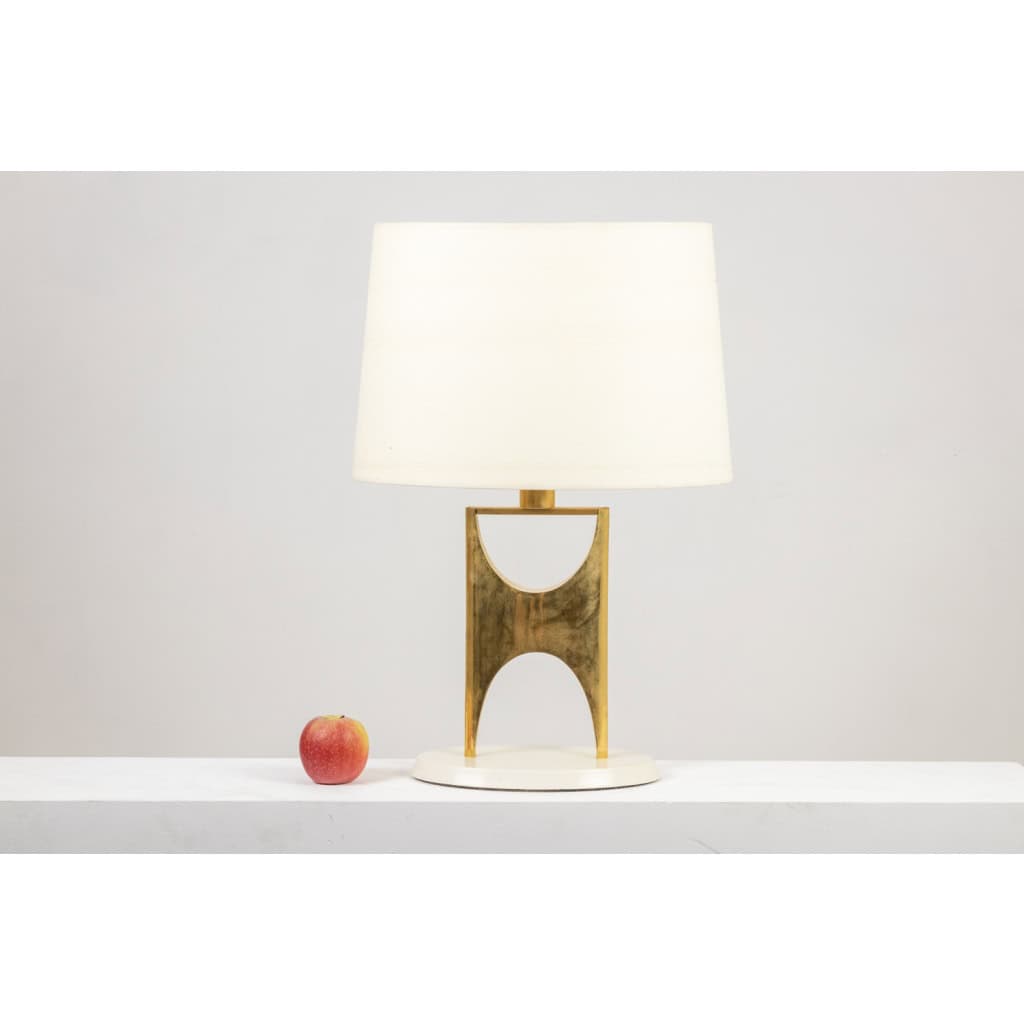 Lampe en bronze doré de forme H. 20e siècle.LS4028657U 9