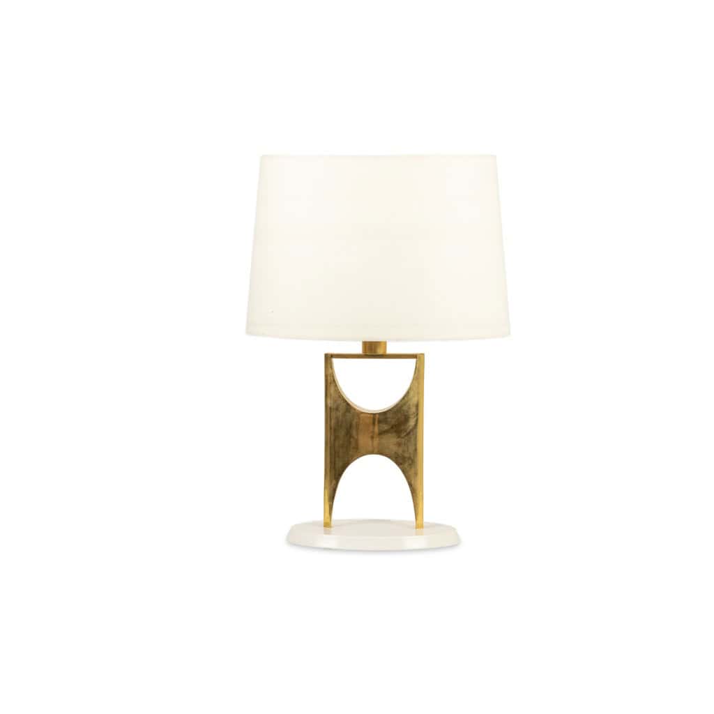Lampe en bronze doré de forme H. 20e siècle.LS4028657U 3