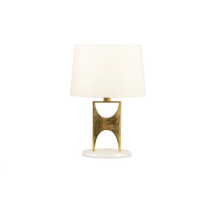 Lampe en bronze doré de forme H. 20e siècle.LS4028657U