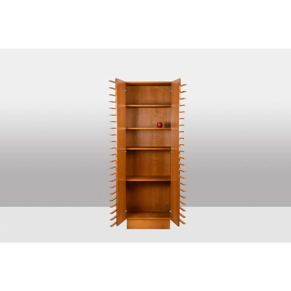 Éric Miomandre. Armoire en hêtre blond. 20e siècle. LS51791009P 5