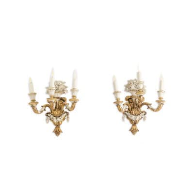 Paire d’appliques de style Louis XVI en bois doré et laqué. Circa 1900.LS5266457U