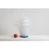 Lampe « pétales » en verre opalescent blanc et bleuté. 21e siècle.LS6409759B 12