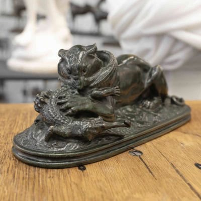 Sculpture – Tigre Dévorant Un Gavial , Antoine – Louis Barye (1795-1875) – Bronze