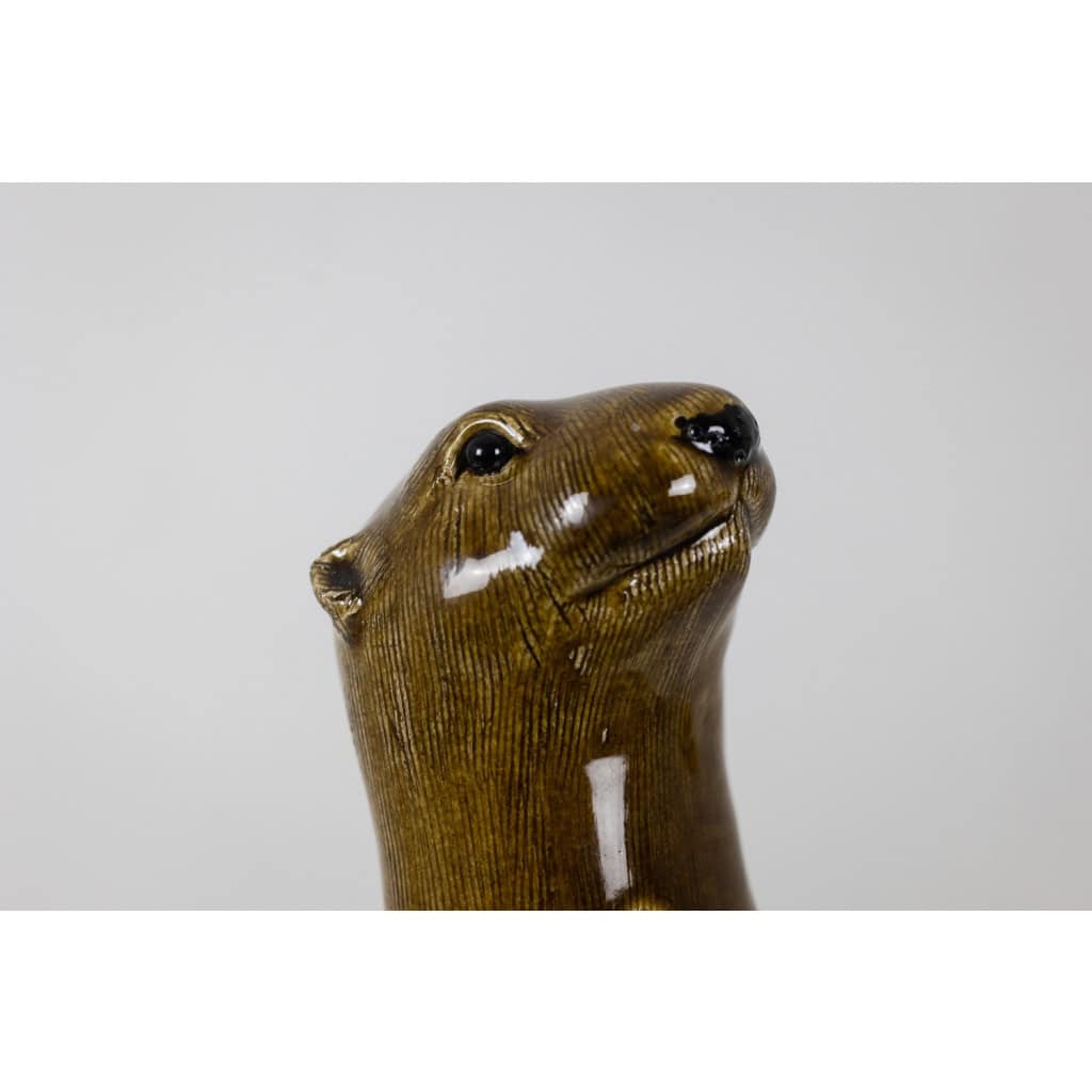 Valérie Courtet. Loutre tenant un poisson. Contemporain.LS6420551A 12