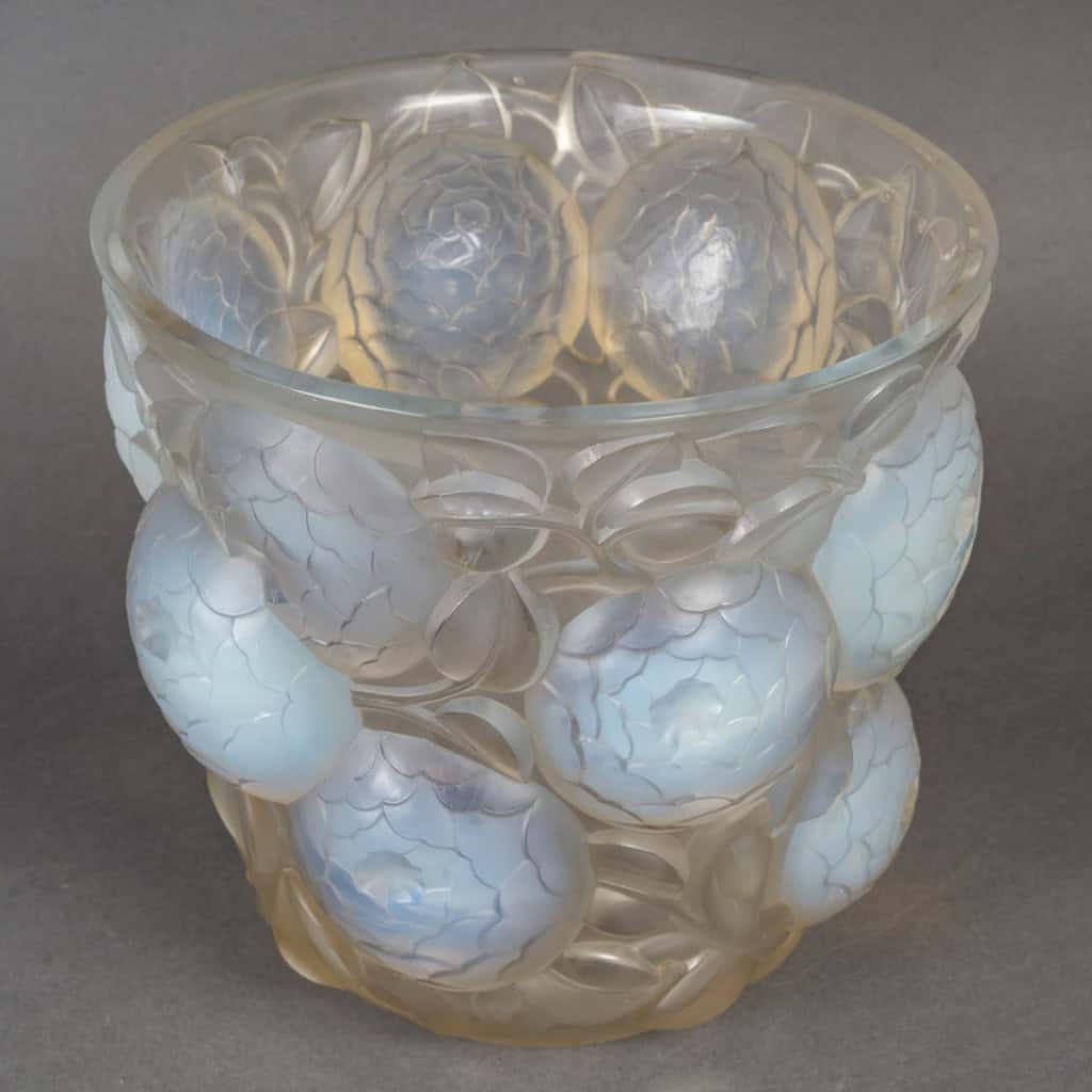 René Lalique – Vase Opalescent « Oran », 1927 6