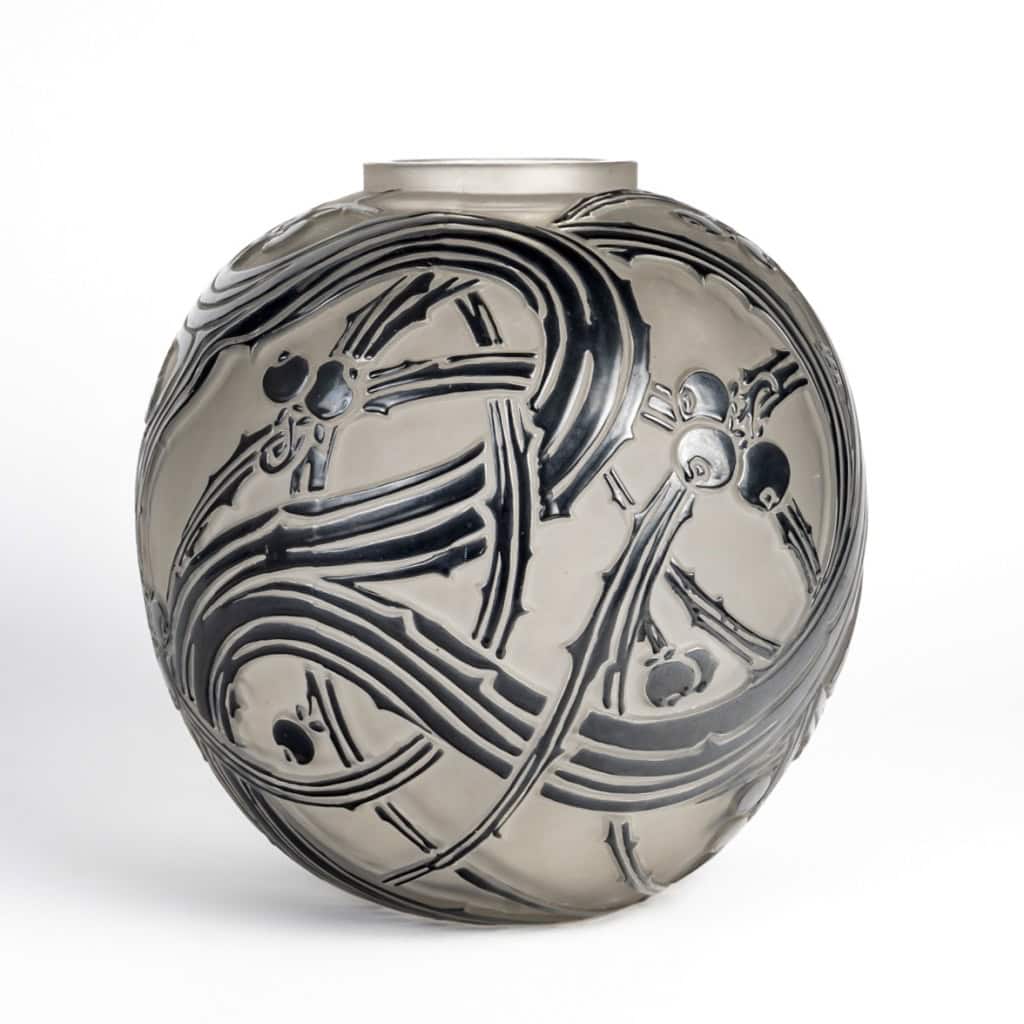 1924 René Lalique – Vase Baies Verre Blanc Emaillé Noir 3