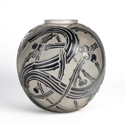 1924 René Lalique – Vase Baies Verre Blanc Emaillé Noir