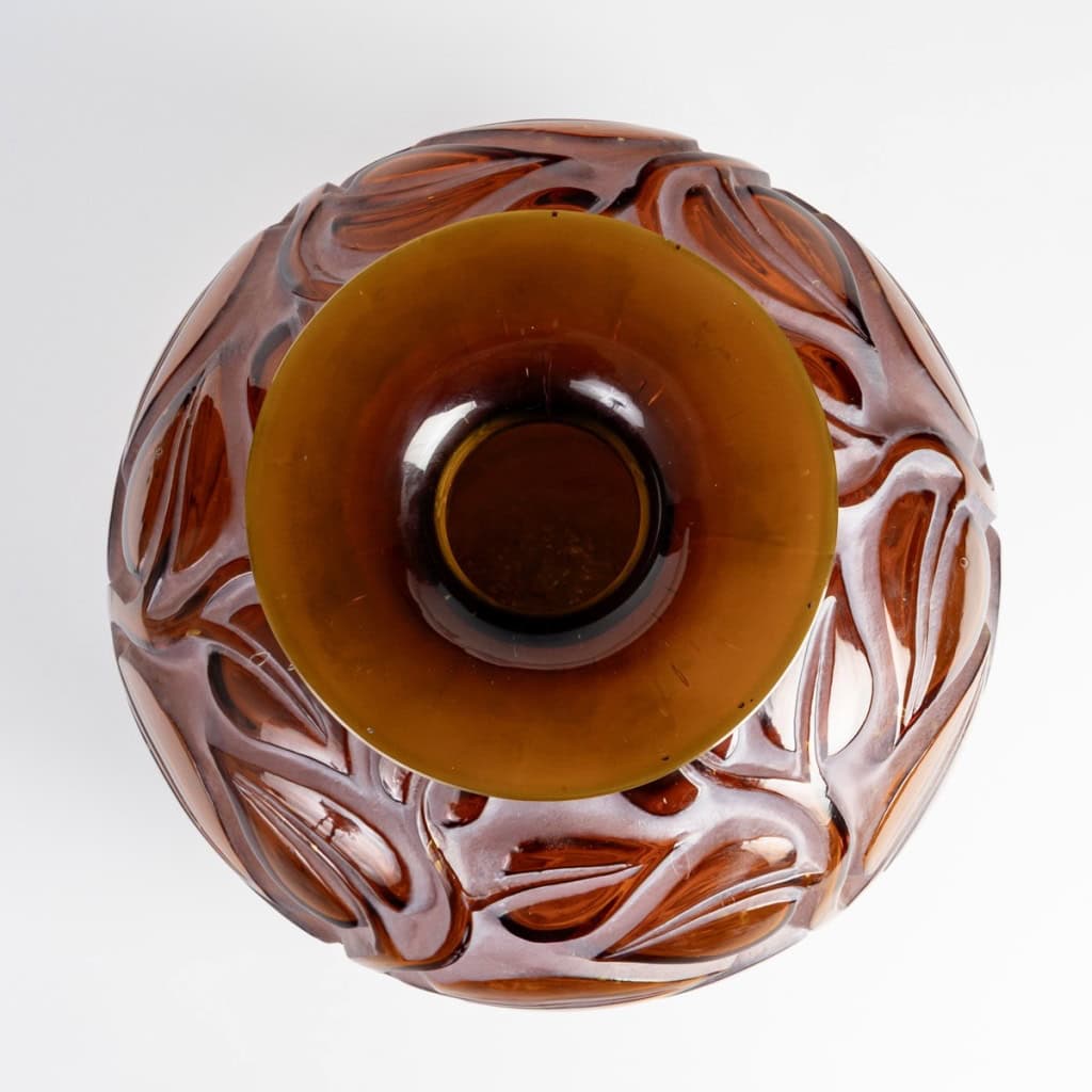 1926 René Lalique – Vase Sophora Verre Rouge Ambré Patiné Blanc 8