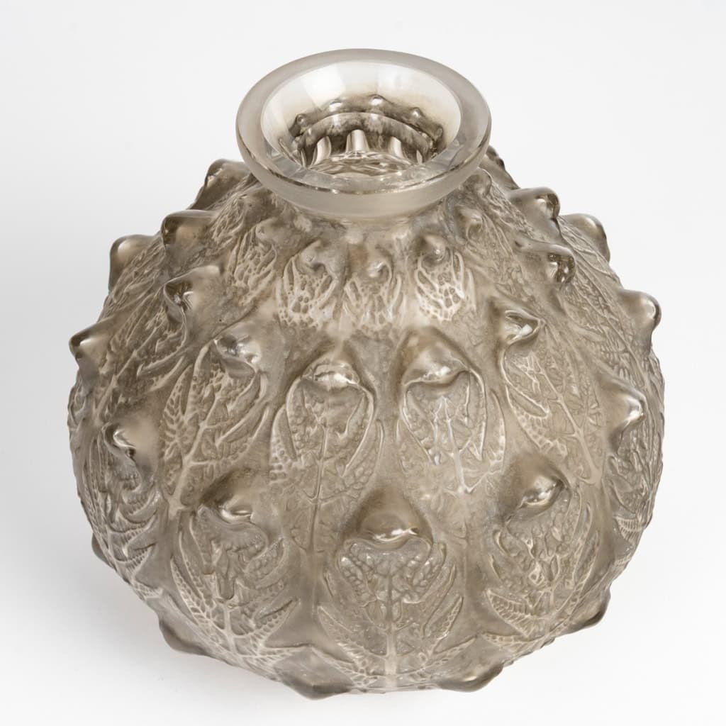 1912 René Lalique – Vase Fougères Verre Blanc Patiné Gris 4