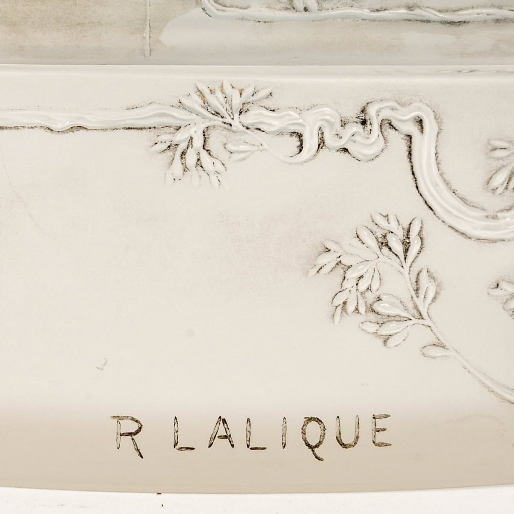 1910 René Lalique – Boîte Paon Verre Blanc Patiné Bleu 8