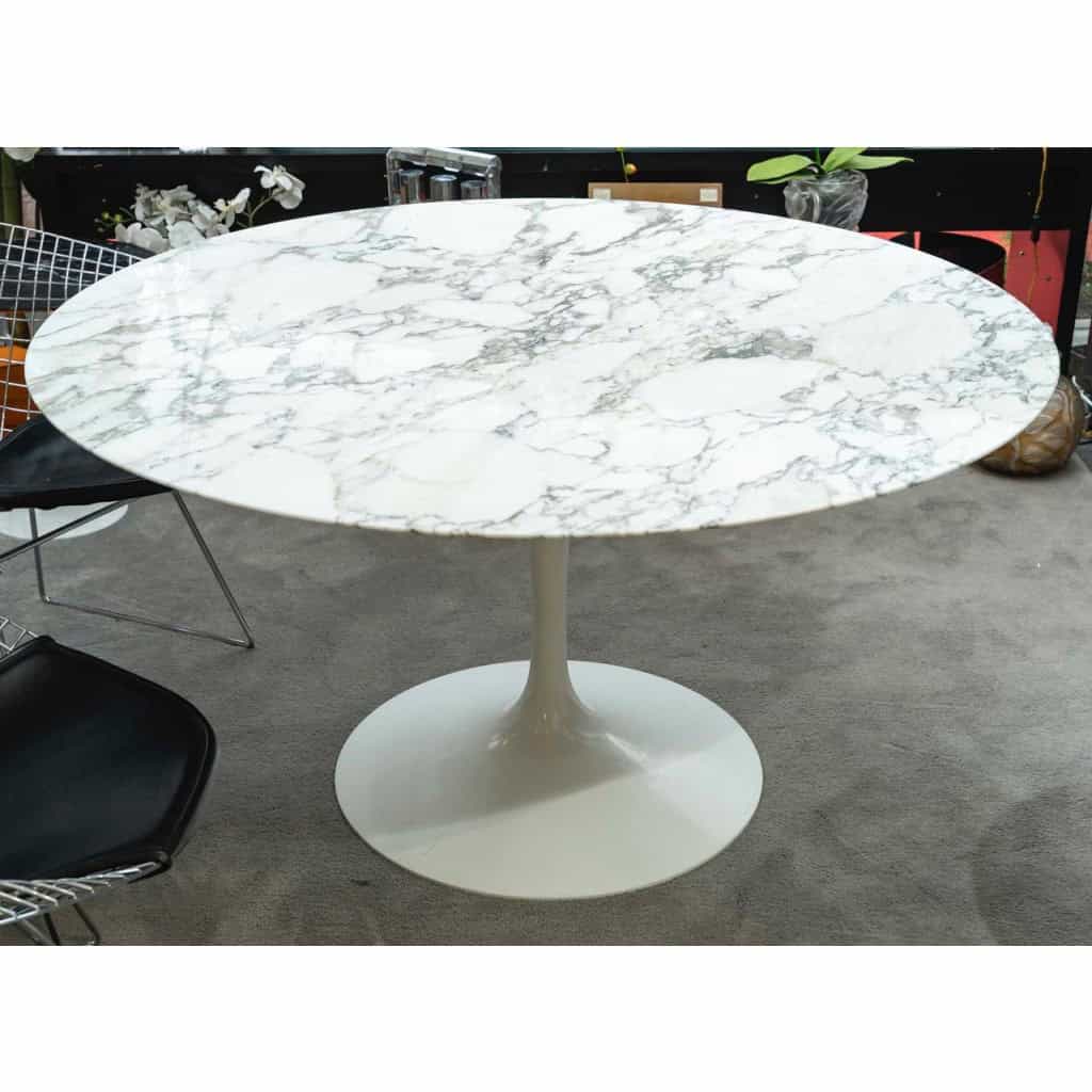 Eero SAARINEN & KNOLL INTERNATIONAL ,Table « TULIP » 137 cm 4