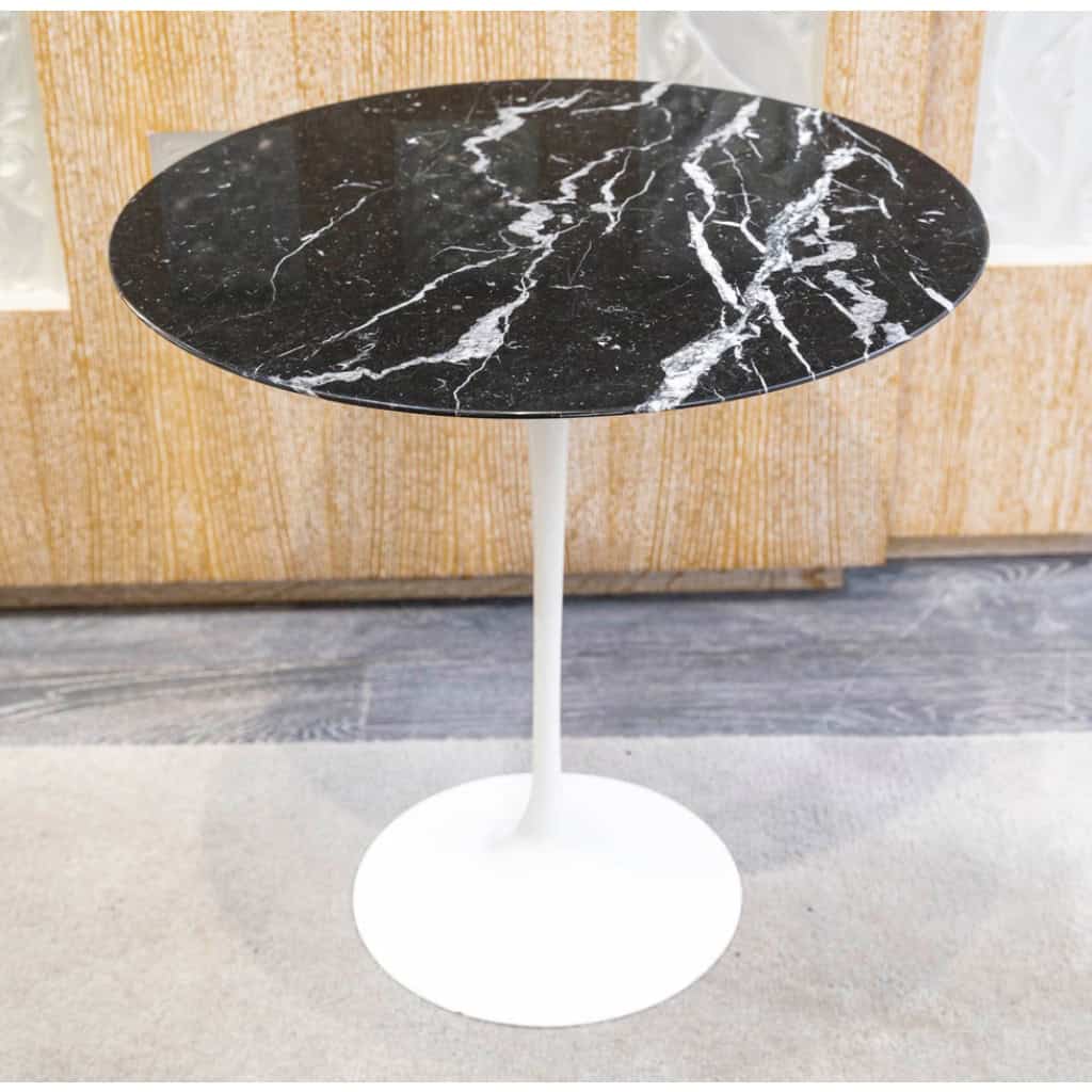 Eero SAARINEN (1910-1961), Edition Knoll : Guéridon en marbre noir MARQUINA 8