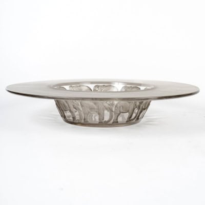 1930 René Lalique – Coupe Eléphants Verre Blanc Patiné Gris