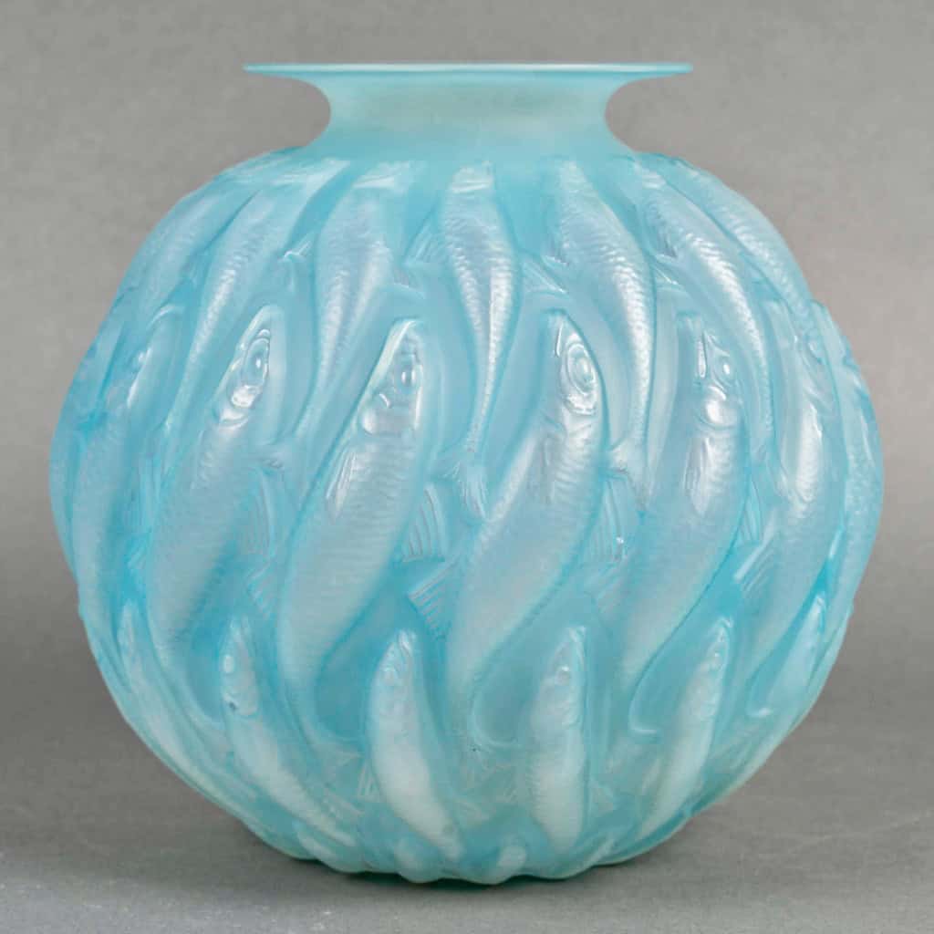 1927 René Lalique – Vase Marisa Verre Opalescent Patiné Bleu 3