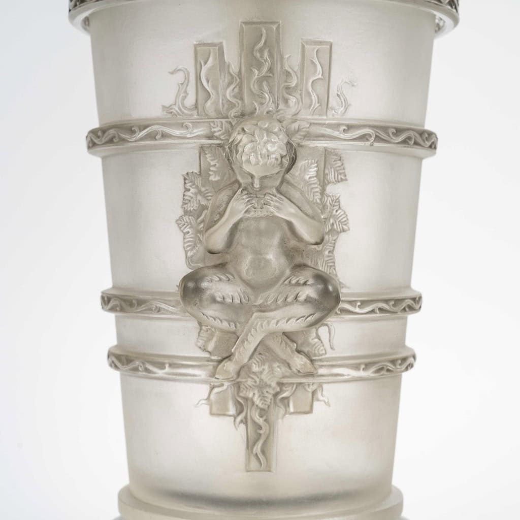 1950 Marc Lalique – Lampe Pan Faune Cristal Patiné Gris 6