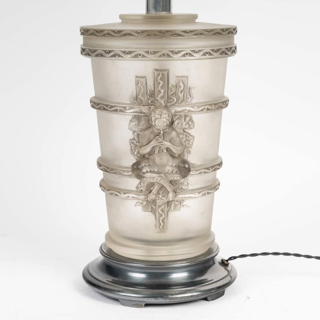 1950 Marc Lalique – Lampe Pan Faune Cristal Patiné Gris 7