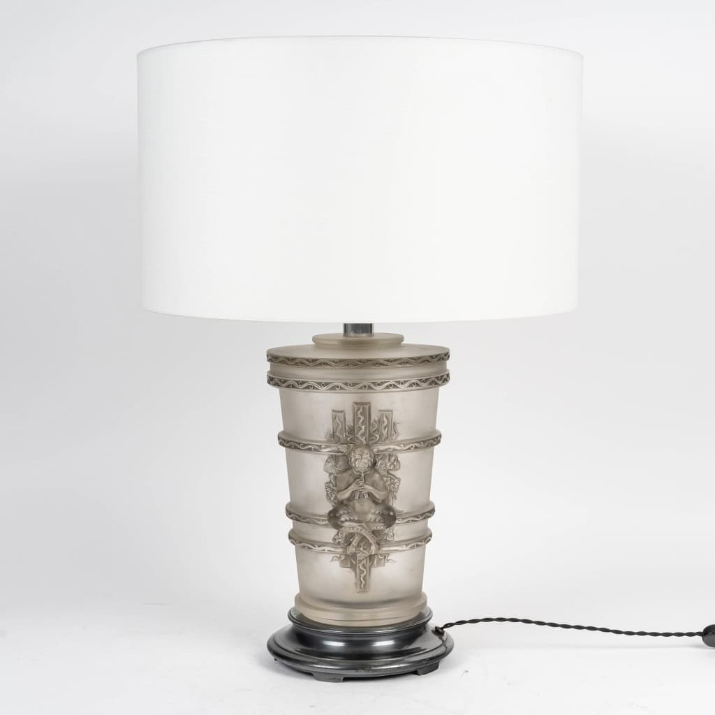 1950 Marc Lalique – Lampe Pan Faune Cristal Patiné Gris 3