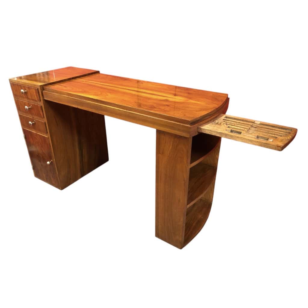 Bureau en noyer et placage de noyer de forme rectangulaire des années 1930 11