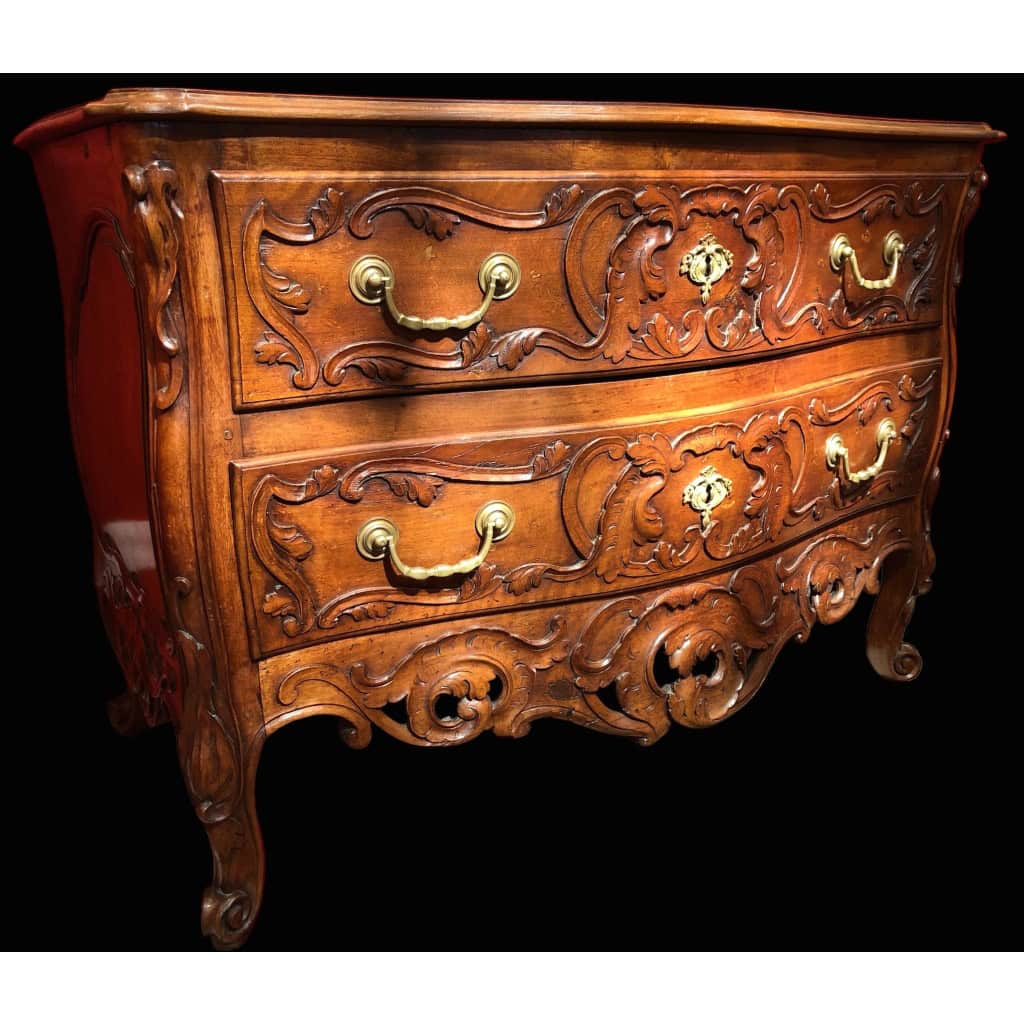 Commode Nîmoise 18è Siècle Façade Galbée Côtés Mouvementés Noyer Ouvrant Par Deux Tiroirs 12