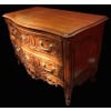 Commode Nîmoise 18è Siècle Façade Galbée Côtés Mouvementés Noyer Ouvrant Par Deux Tiroirs 28