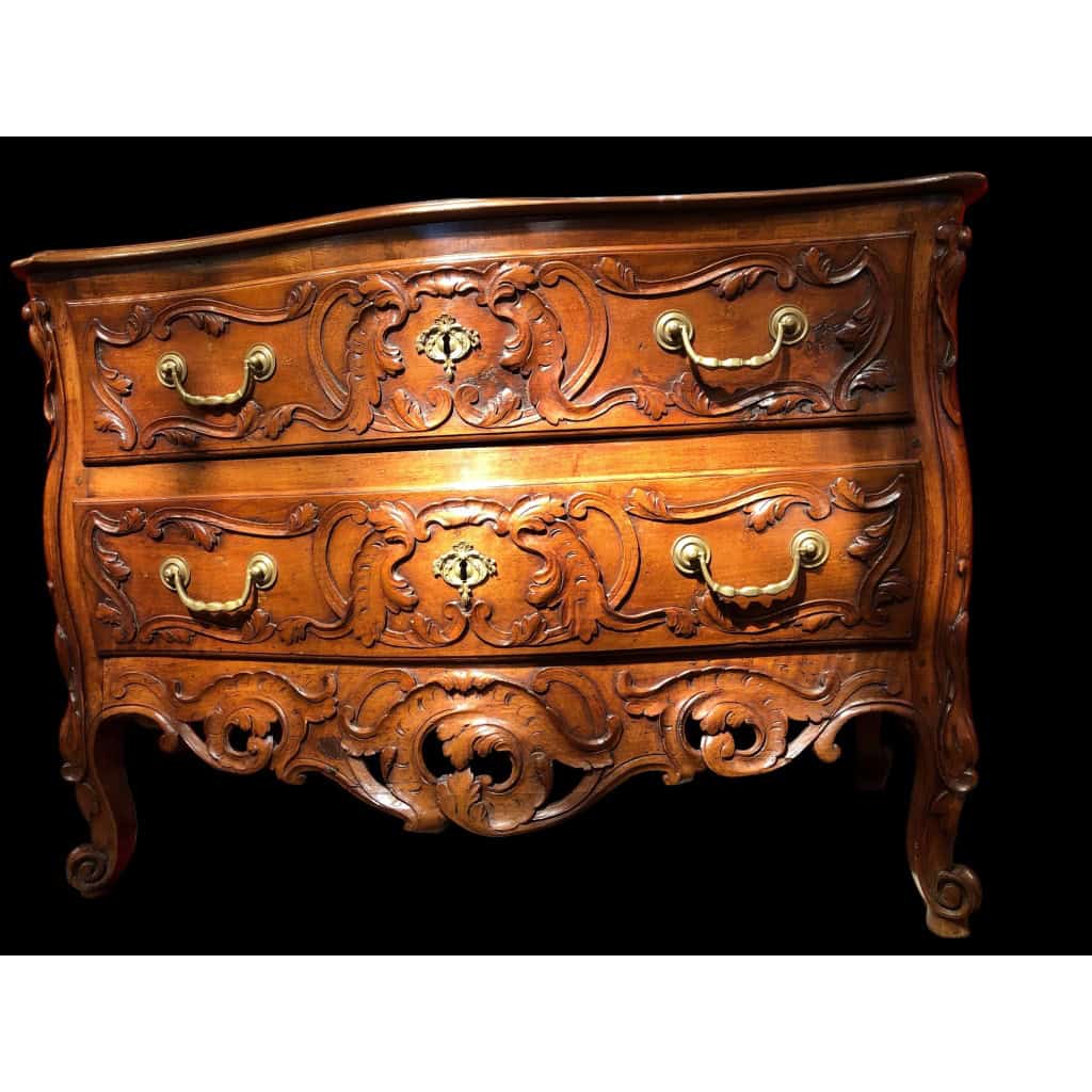 Commode Nîmoise 18è Siècle Façade Galbée Côtés Mouvementés Noyer Ouvrant Par Deux Tiroirs 4