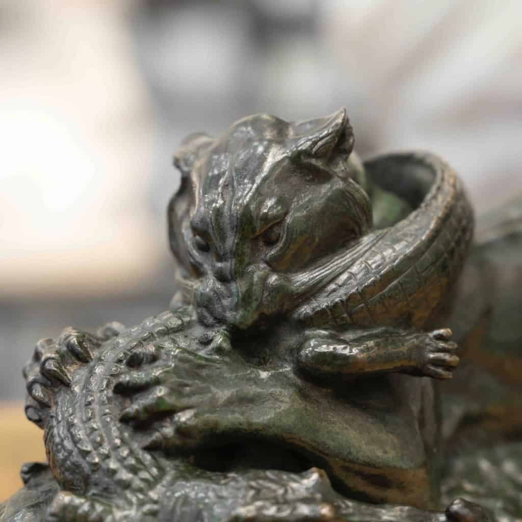 Sculpture – Tiger Devouring a Gharial, Antoine – Louis Barye (1795-1875) – Bronze 4
