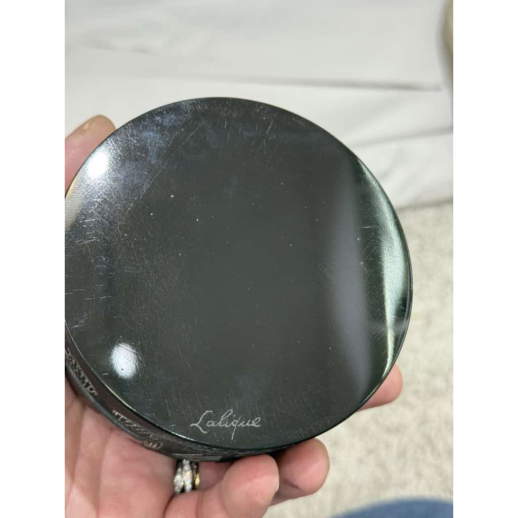 1910 René Lalique – Boîte Coq Verre Noir Patiné Blanc 9