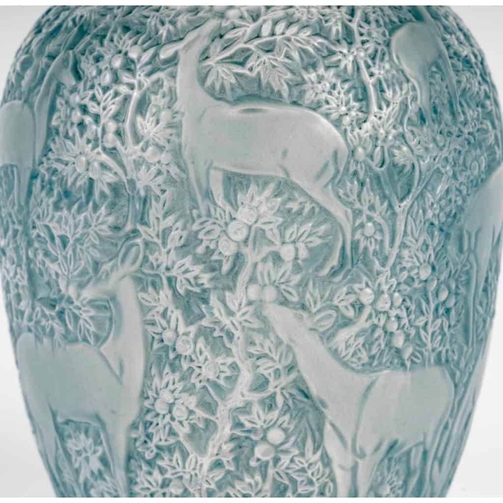 1932 René Lalique – Vase Biches Verre Blanc Patiné Bleu 8