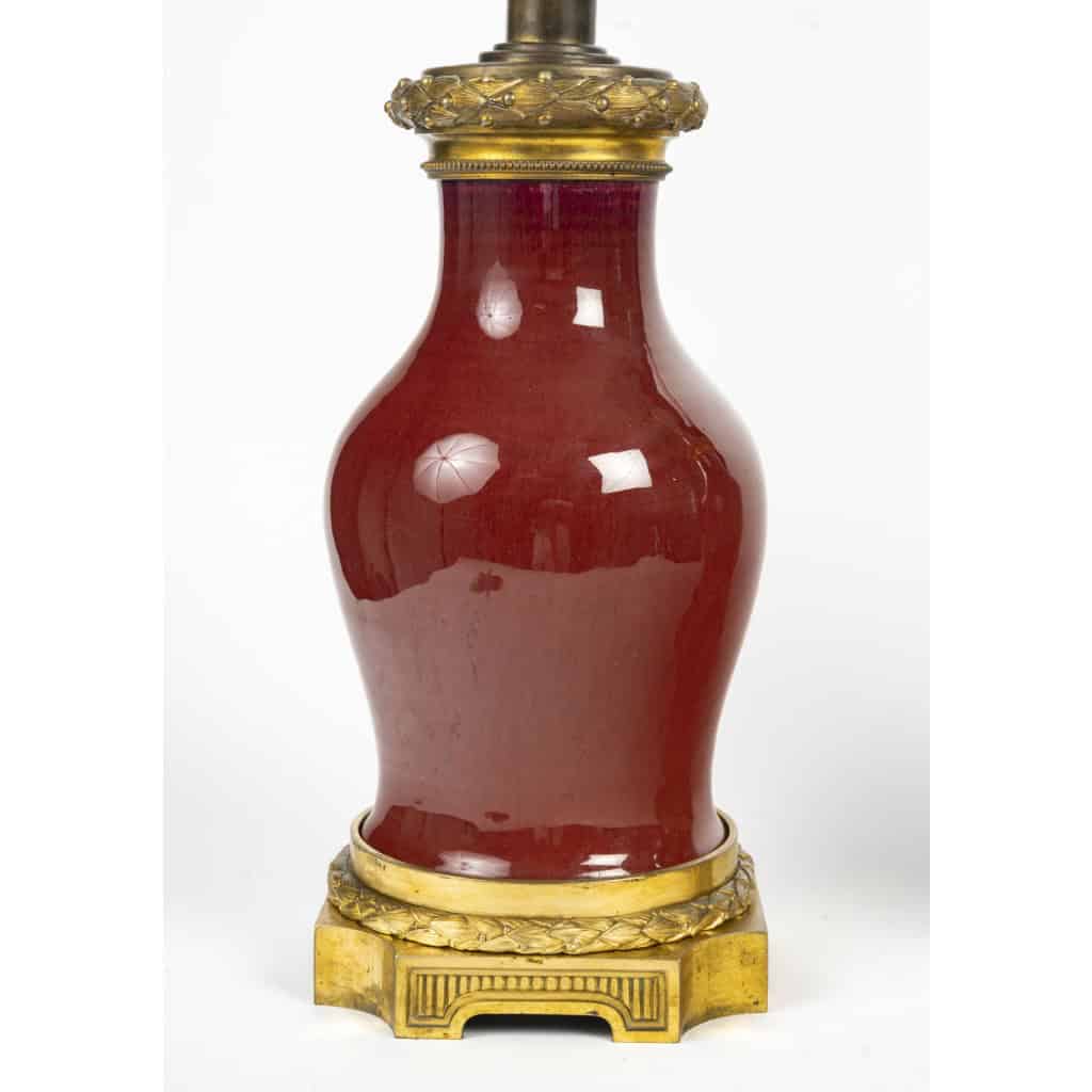 Paire De Lampes En Porcelaine De Chine , XIXème Siècle 4