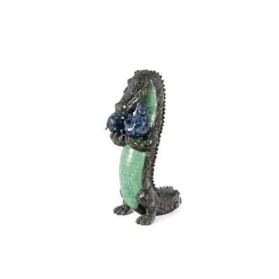 Valérie Courtet. Crocodile portant des hippopotames. Contemporain. LS64161809P