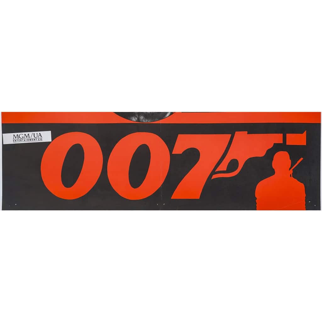 Affiche Cinéma Originale, James Bond, 007, From Russia With Love, Bons Baisers de Russie, Sean Connery, Ian Fleming, Pistolet, Agent, Espion, Espionnage, Spectre, Bateau, Hélicoptère, Film, Gadget, c.1980 6