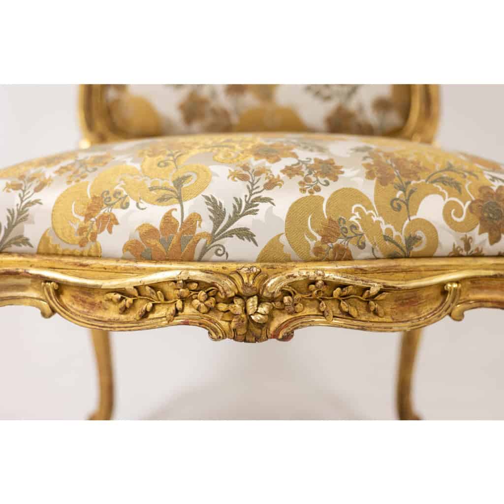 Fauteuil de style Louis XV, avec son dossier à la reine. Époque 1900-1950. LS5602435?M 11