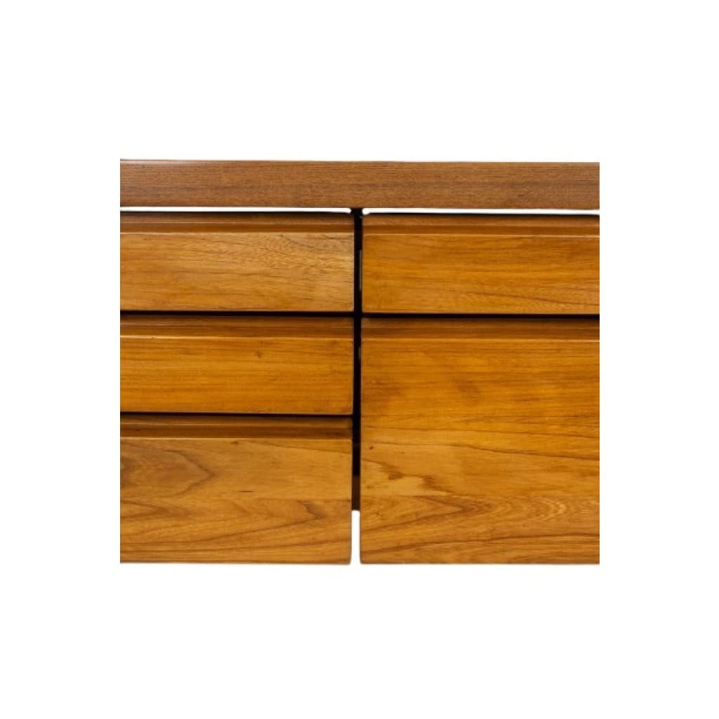 Pierre Chapo. Commode basse en orme blond. Circa 1970. LS64923507P 10