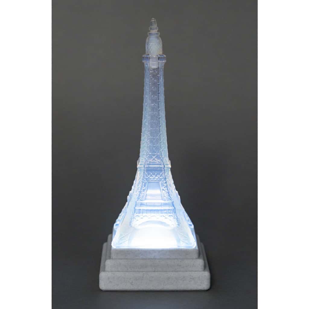 Pierre D’AVESN. (attribué à). Veilleuse Tour Eiffel Art Déco en verre opalescent. Années 30. 8