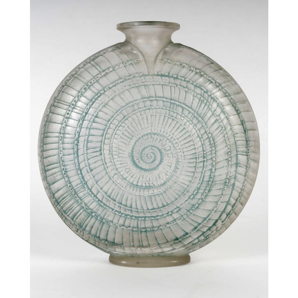 1920 René Lalique – Vase Escargot Verre Blanc Patiné Bleu 3