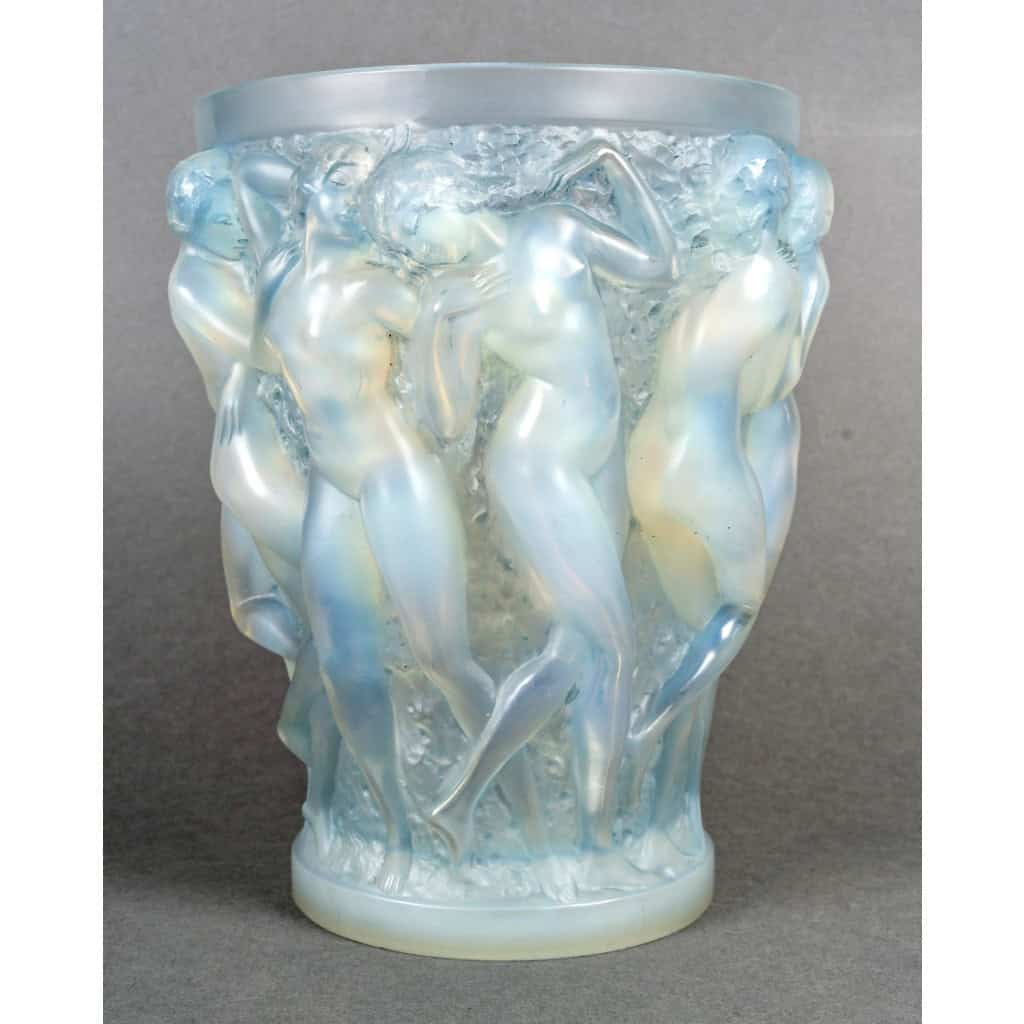 1927 René Lalique – Vase Bacchantes Verre Opalescent Patiné Bleu 5