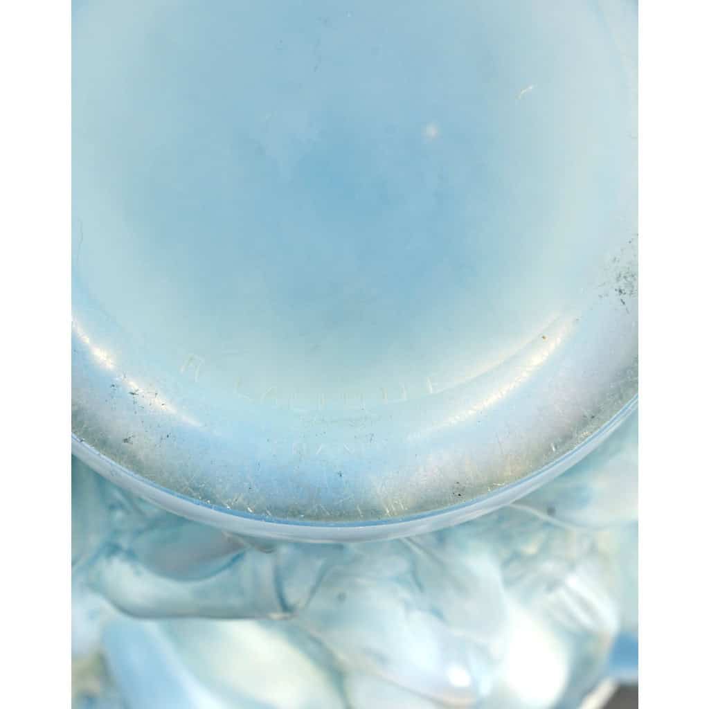 1927 René Lalique – Vase Bacchantes Verre Opalescent Patiné Bleu 9