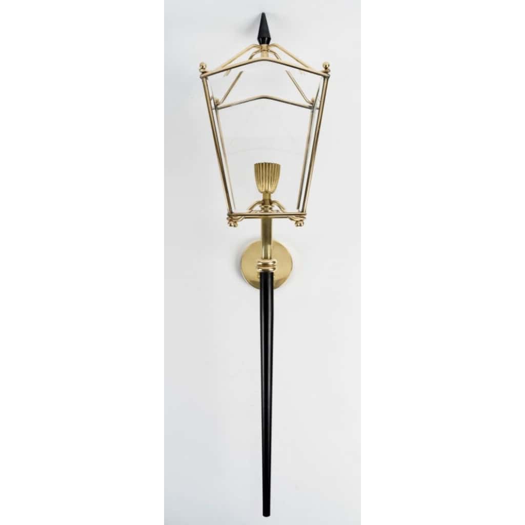 1960 Grande paire d’Appliques-lanternes de Jacques Adnet 4