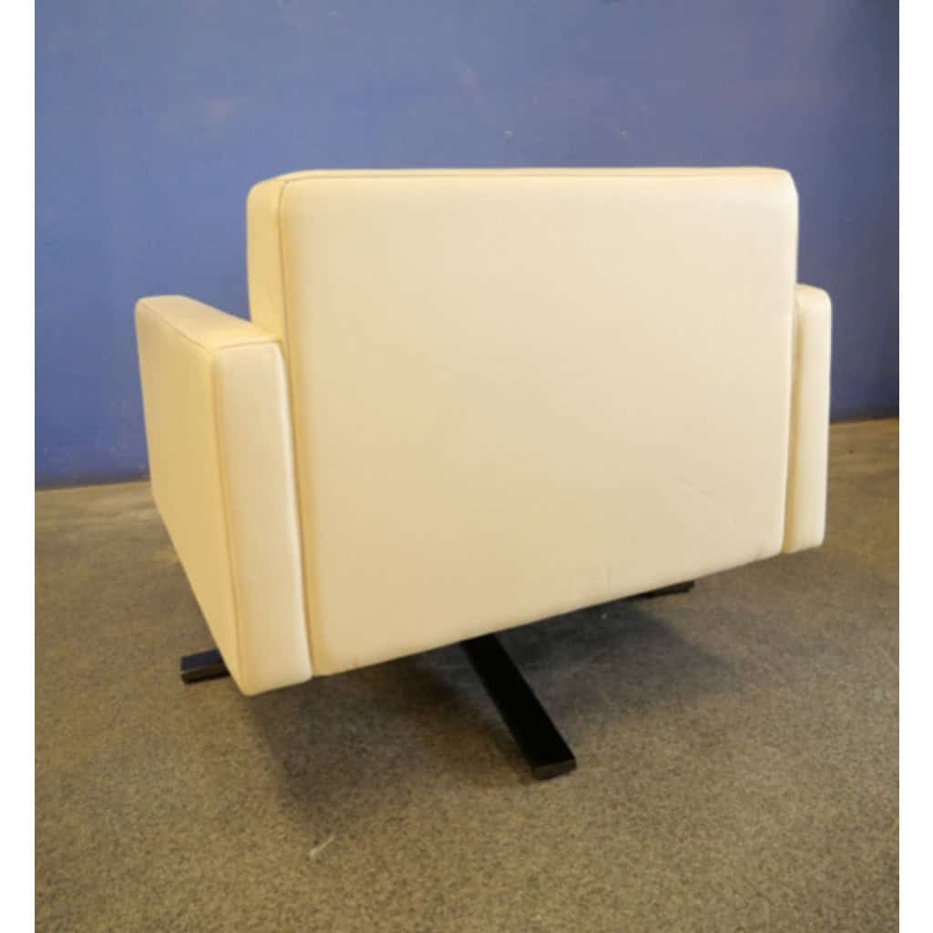 Jean-Marie Massaud pour Poltrona Frau Modèle Ferrari Kennedee Paire de fauteuils cuir 5