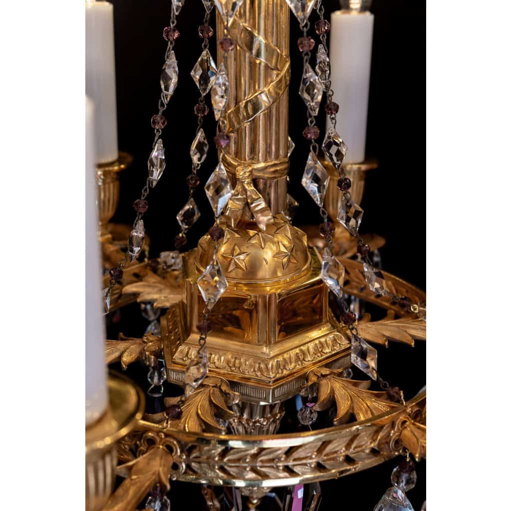 Lustre en bronze ciselé et doré de style Révolutionnaire XIXème siècle 8