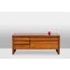 Pierre Chapo. Commode basse en orme blond. Circa 1970. LS64923507P 18