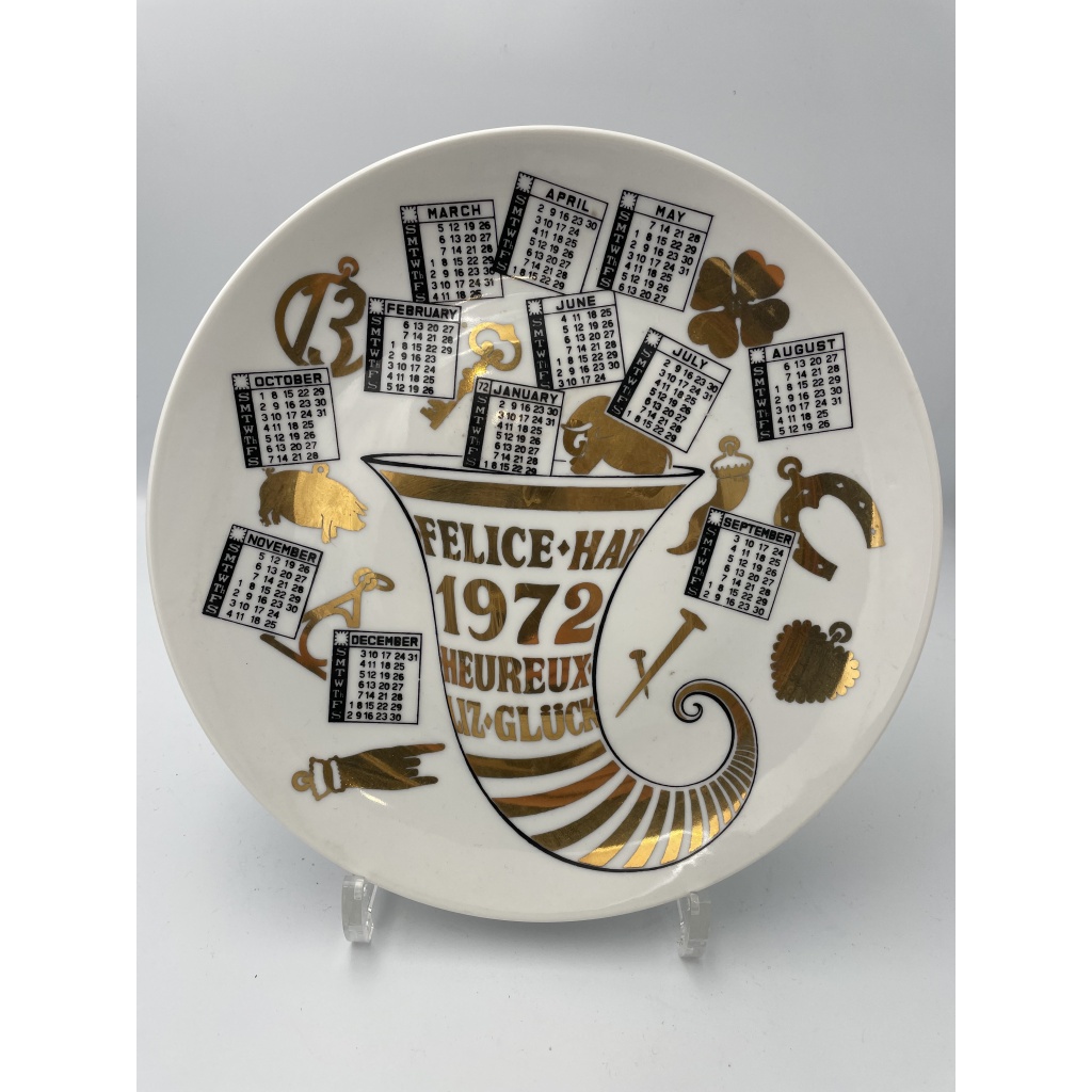 Suite de onze assiettes de la série Calendario par Piero FORNASETTI 7